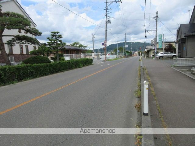 その他　周辺道路（その他）まで0m