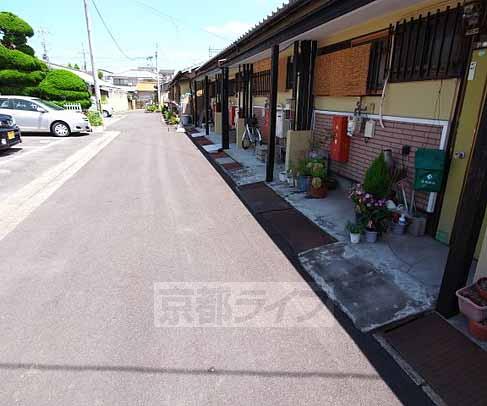 【上田住宅（平屋）のエントランス】