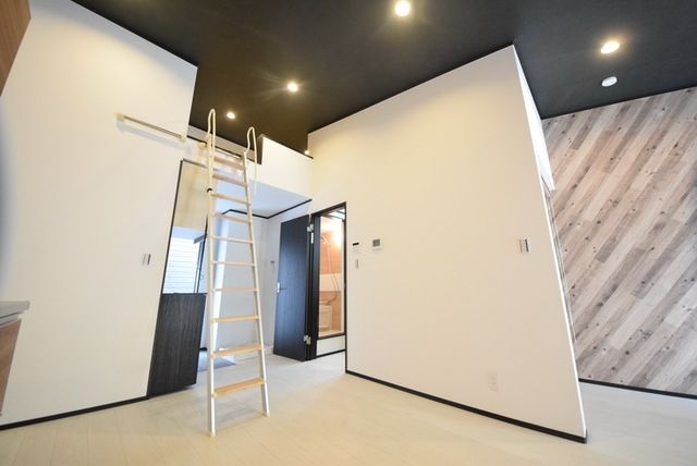 居室・リビング　現地待ち合わせ歓迎♪お問合せはタウンハウジングまで！