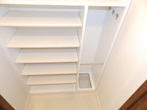 収納　下駄箱