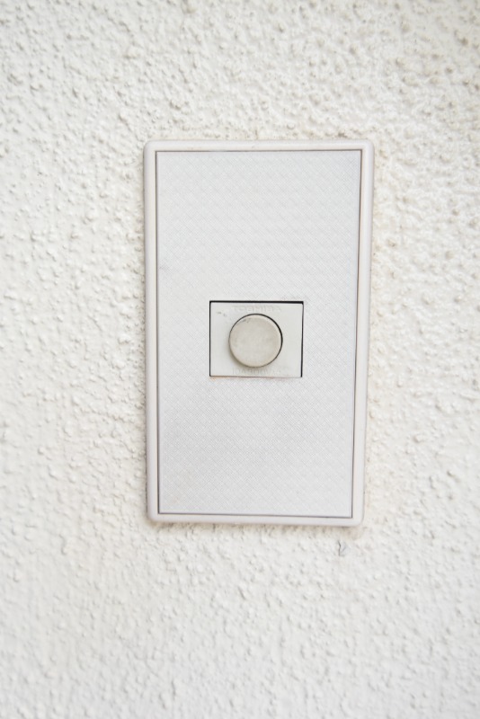 セキュリティ　玄関チャイム