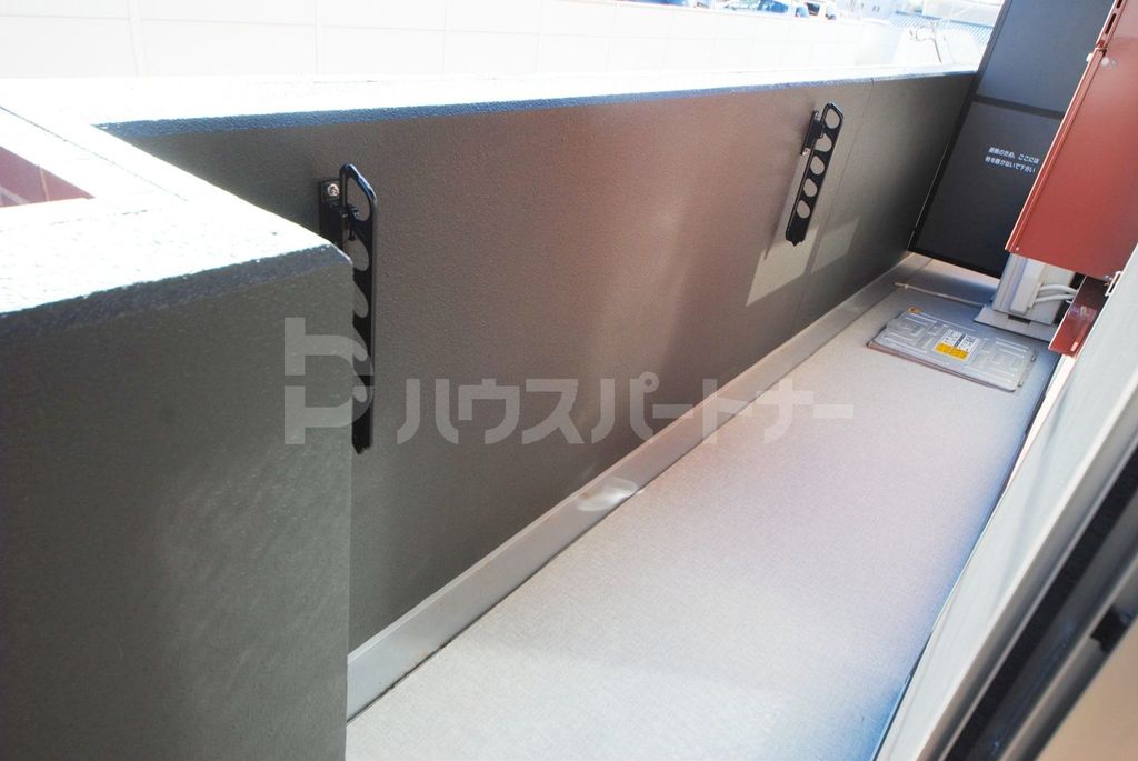 バルコニー　バルコニー