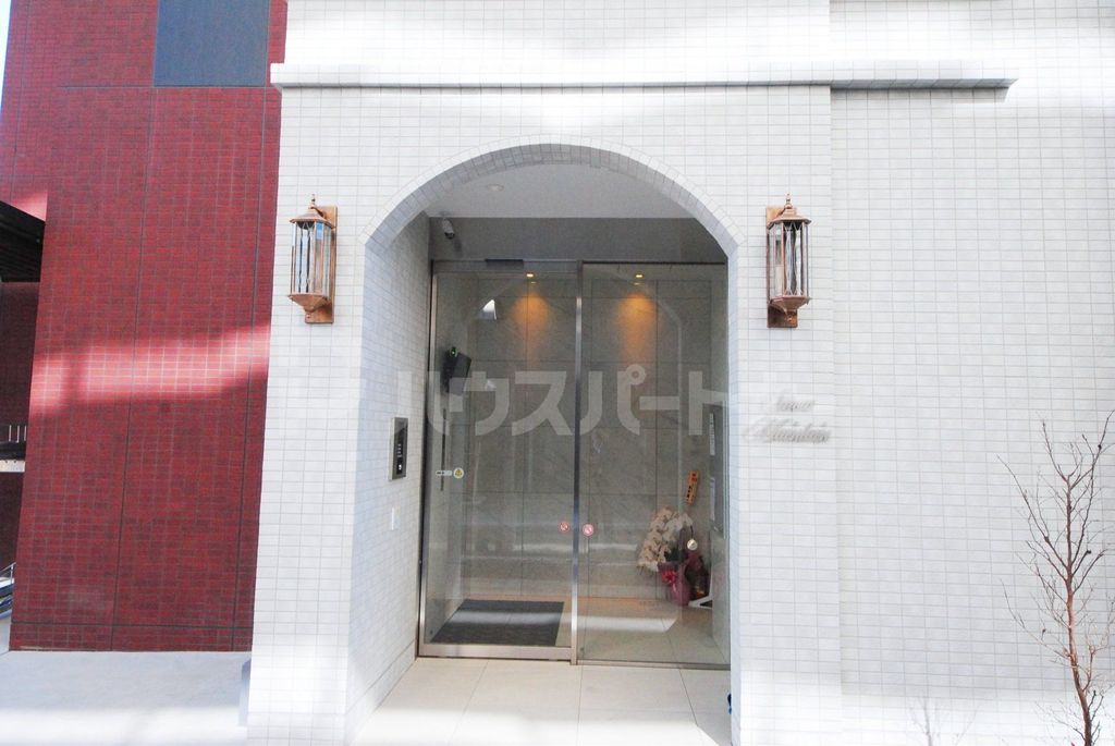 エントランス　エントランス