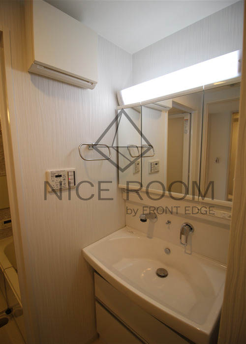 洗面設備　Vert soleil真田山　洗面台