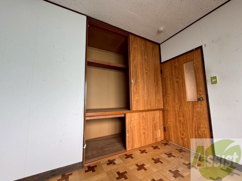 収納　こちらは収納です。物をしまう事ができますね！