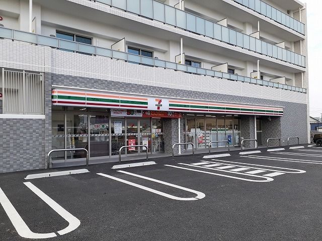 コンビニ　セブンイレブン益城安永店（コンビニ）まで400m