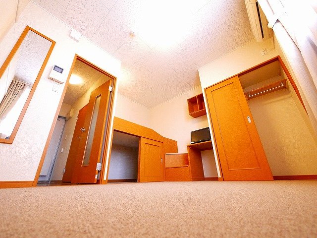 セキュリティ　きれいな洋室です