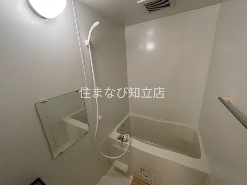 バス・シャワールーム　同型別部屋写真