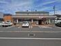 コンビニ　セブンイレブン松山保免西１丁目店（コンビニ）まで750m