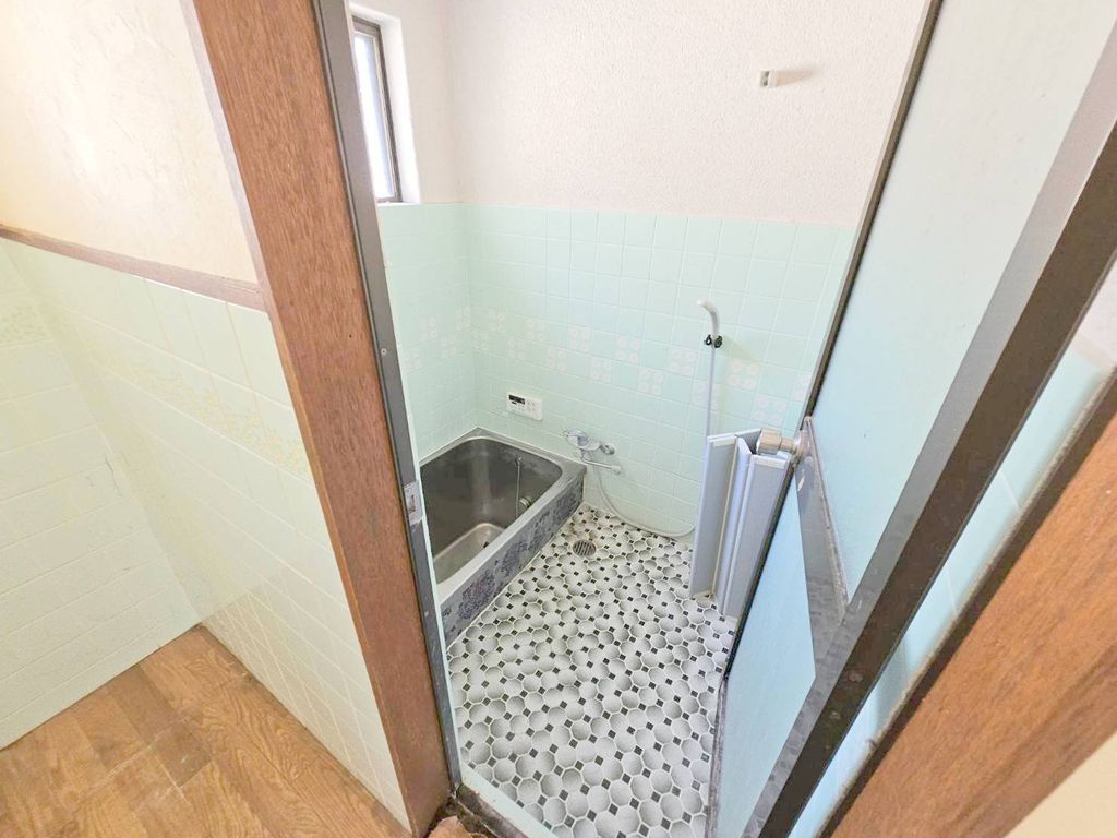 バス・シャワールーム　バルコニー