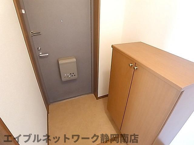 玄関　明るい玄関です