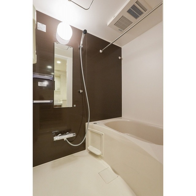 バス・シャワールーム　バス