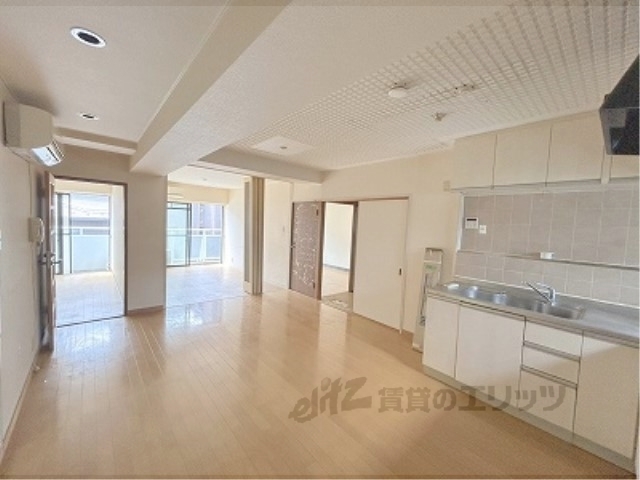 居室・リビング　リビング