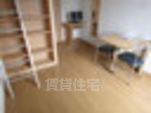レオパレスイーズプレイスの居間写真