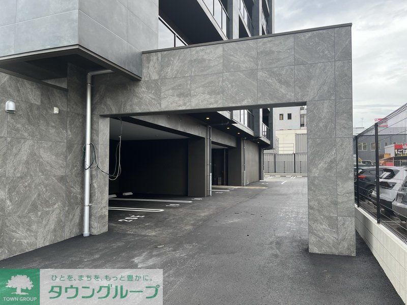 駐車場　駐車場