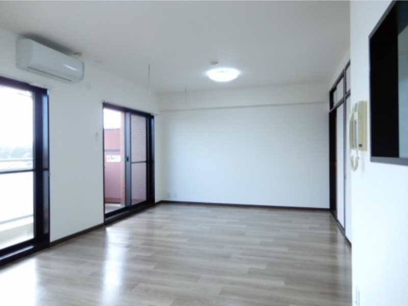 居室・リビング　図面と現状に相違がある場合には現状を優先