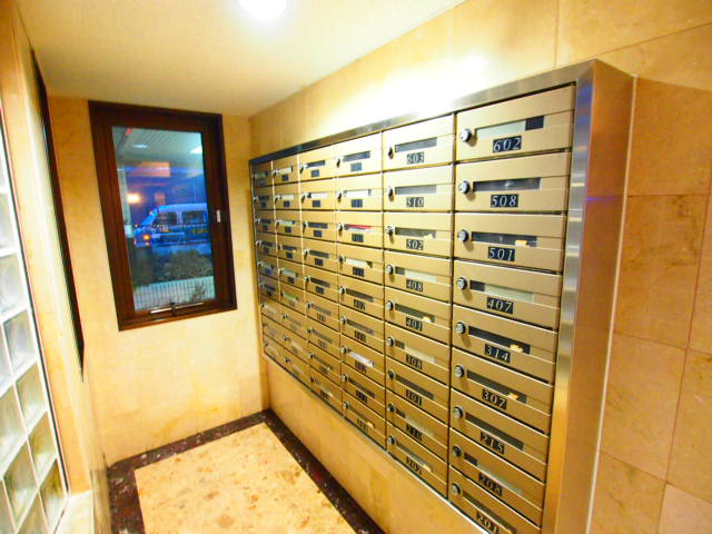 ロビー　メールボックス（ダイヤルロック式）