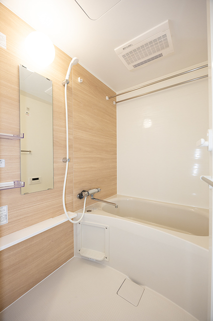 バス・シャワールーム　※写真は同タイプ住戸です。