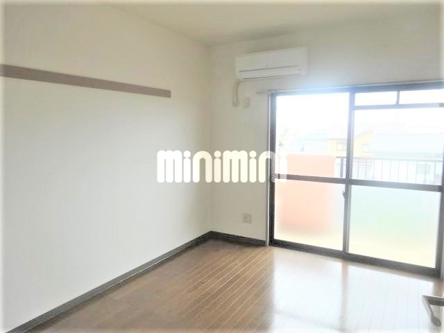 居室・リビング　洋室