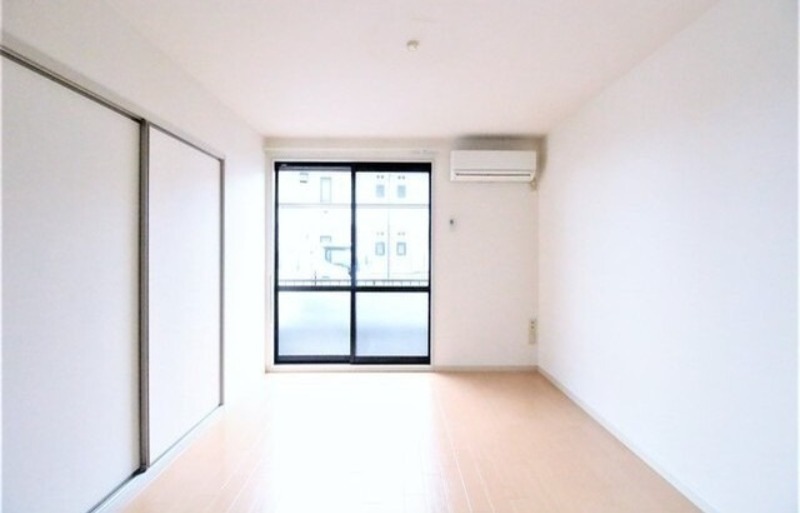 居室・リビング　図面と現状に相違がある場合には現状を優先