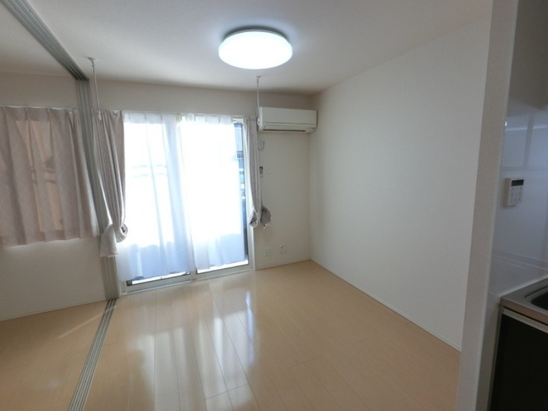 居室・リビング　図面と現状に相違がある場合には現状を優先