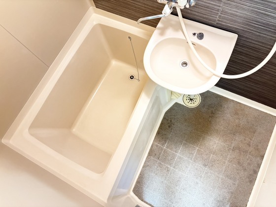 バス・シャワールーム　バス