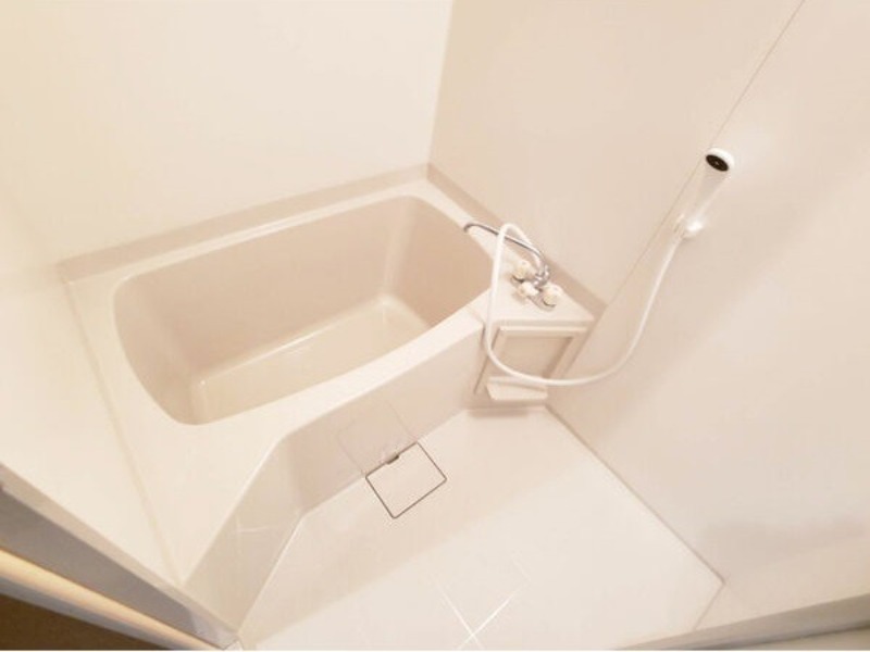 バス・シャワールーム　図面と現状に相違がある場合には現状を優先