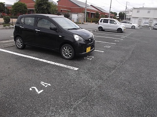 駐車場　エントランス