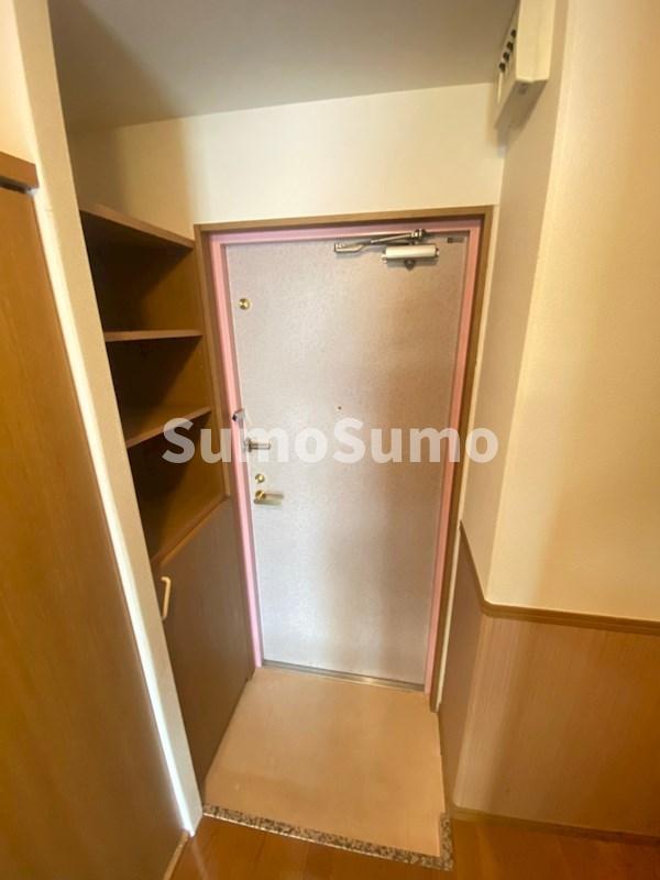 玄関　シンプルで使いやすい玄関です