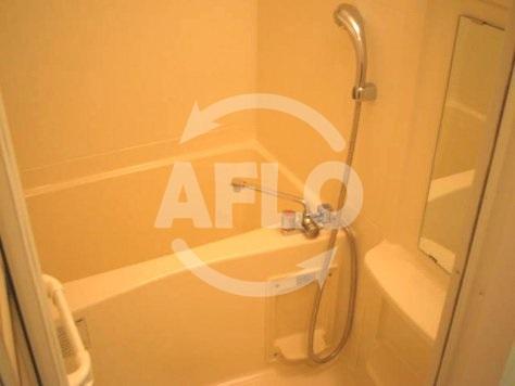 バス・シャワールーム　プレサンス本町プライム　浴室