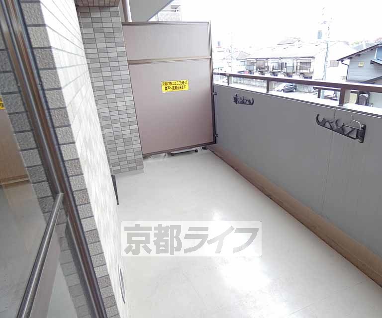 バルコニー　奥行きもあるベランダです。