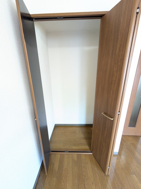 その他部屋・スペース　収納もございます。