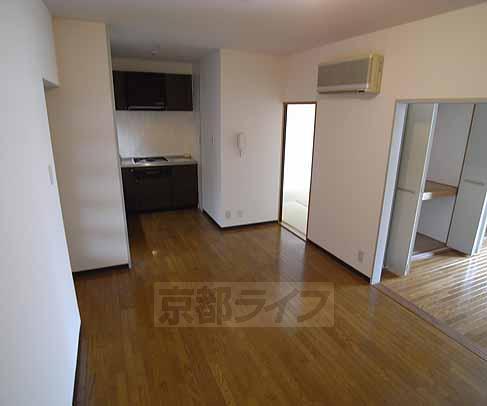 居室・リビング　広々リビング