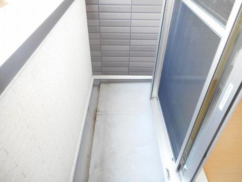 　バルコニー　ベランダ