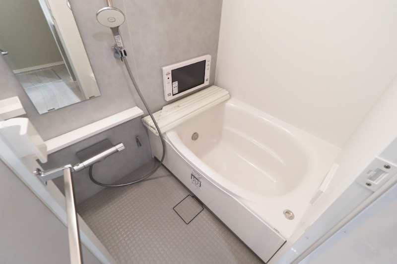 バス・シャワールーム　図面と現状に相違がある場合には現状を優先