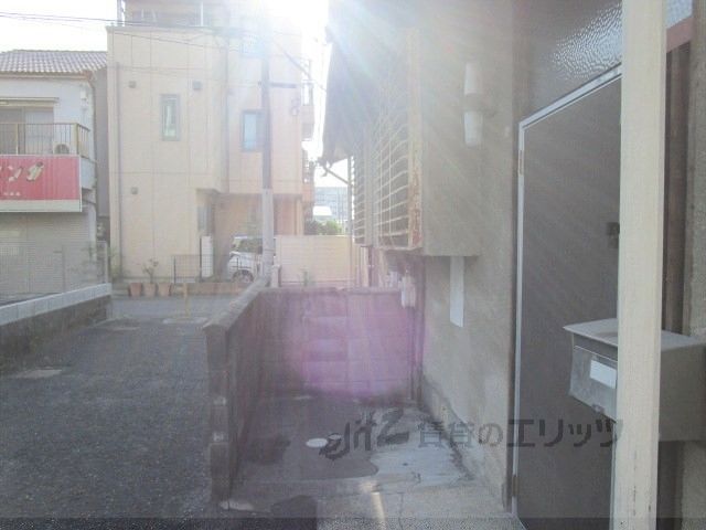 その他　玄関前