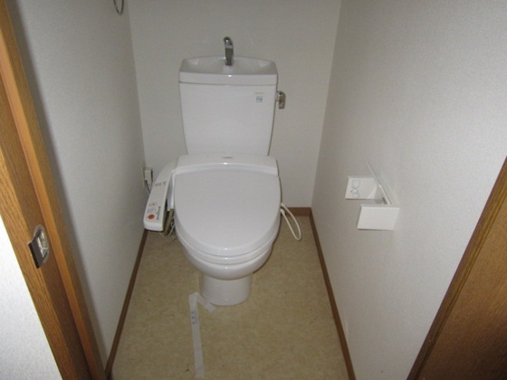 トイレ　※別部屋の写真です