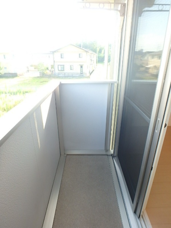 バルコニー　図面と現状に相違がある場合には現状を優先