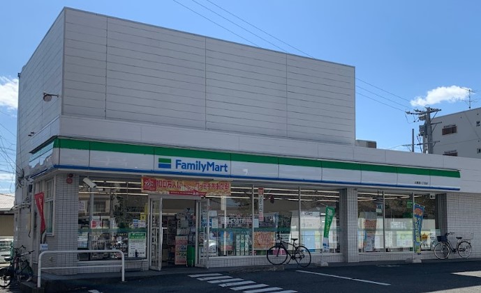 コンビニ　ファミリーマート 太閤通八丁目店（コンビニ）まで150m
