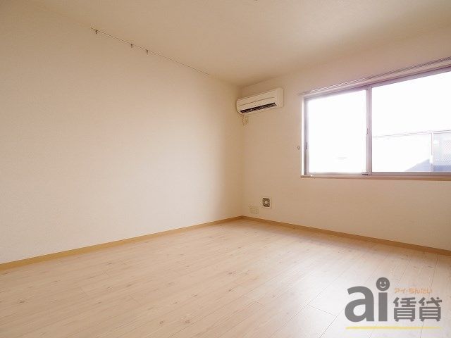 居室・リビング　※別号室写真です。