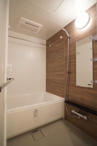 バス・シャワールーム　バス※別部屋参考写真