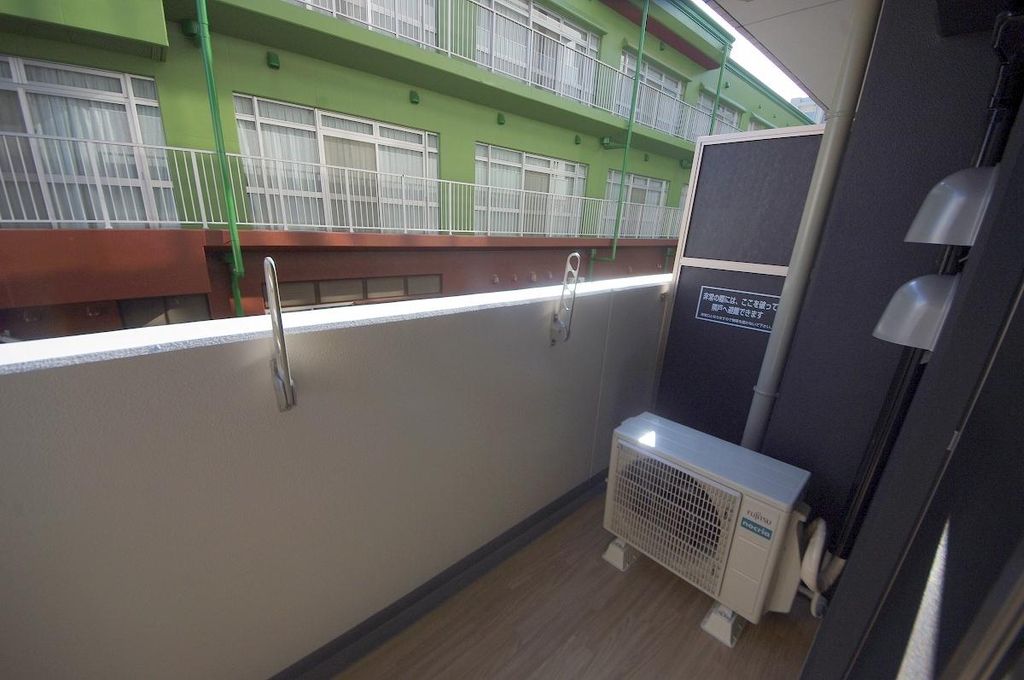 バルコニー　バルコニー