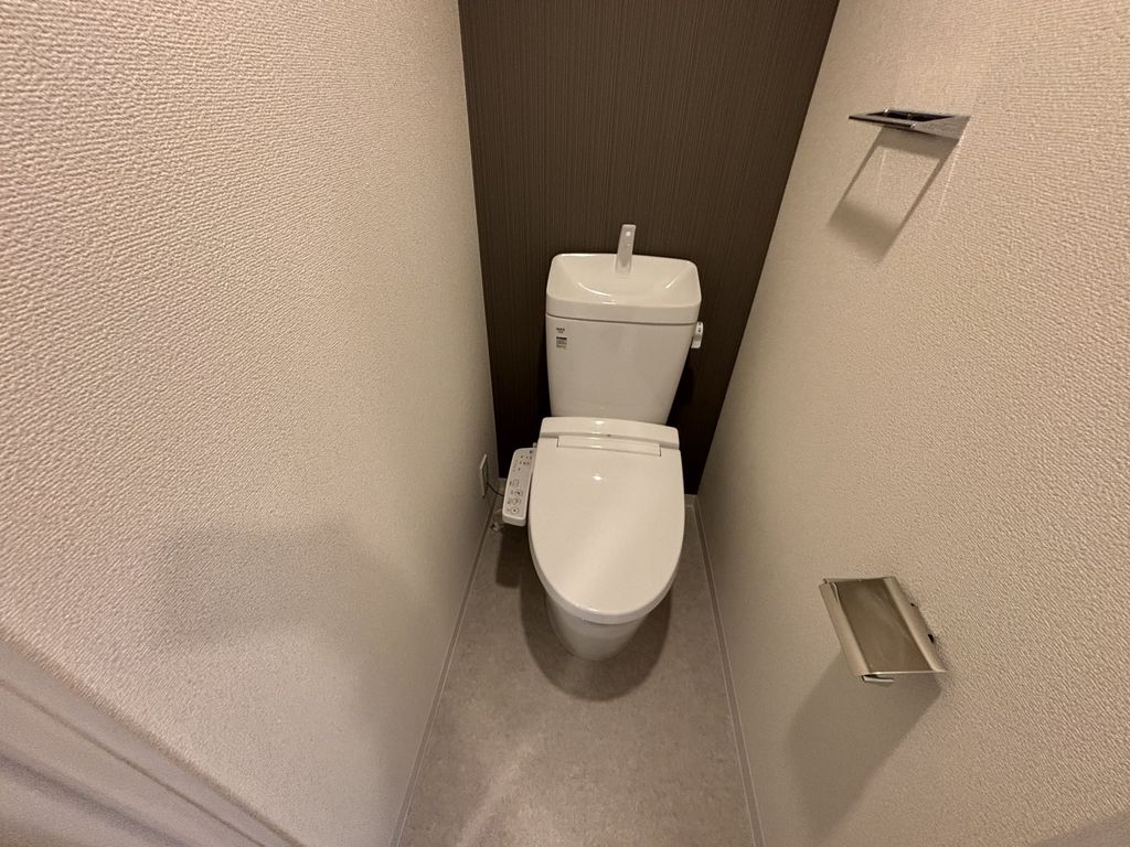 トイレ　トイレ