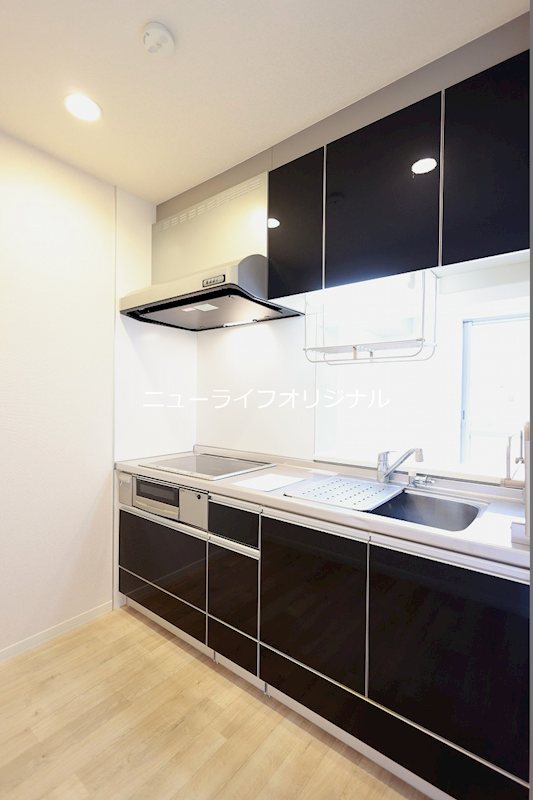 キッチン　お料理はもちろん、お手入れも簡単なIHクッキングヒーター★