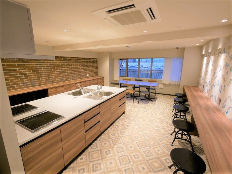 キッチン　(例)２～３階共用キッチン