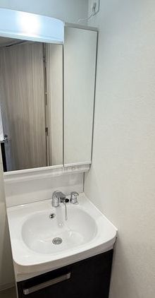 洗面設備　同仕様