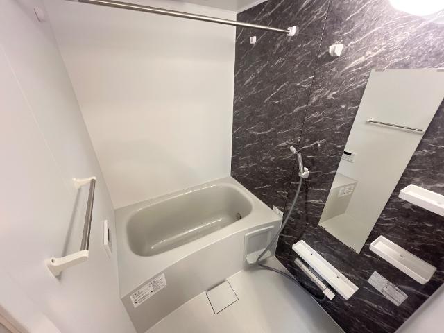 バス・シャワールーム　バス（イメージ）