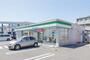 コンビニ　ファミリーマート宇都宮問屋町店（コンビニ）まで615m