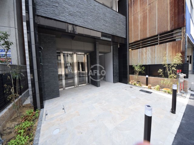 エントランス　CAVANA本町　エントランス