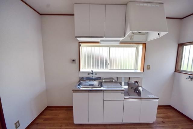 キッチン　★収納スペース多いキッチン★